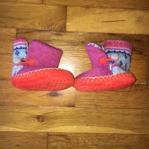 Brand new without tags baby Muk Luks “snow boots”